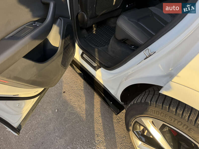 Внедорожник / Кроссовер Audi Q8 2021 в Львове фото 75 Внедорожник / Кроссовер Audi Q8 2021 в Львове