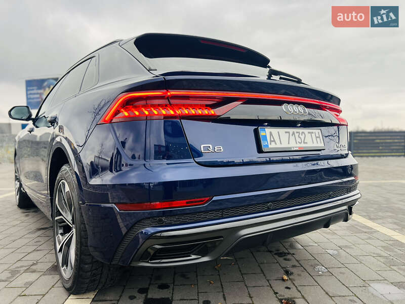 Внедорожник / Кроссовер Audi Q8 2020 в Мукачево
