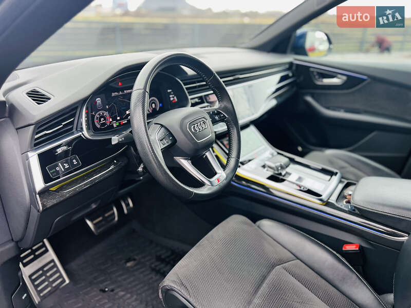 Внедорожник / Кроссовер Audi Q8 2020 в Мукачево