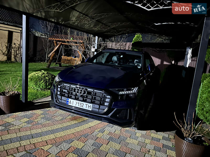 Внедорожник / Кроссовер Audi Q8 2020 в Мукачево