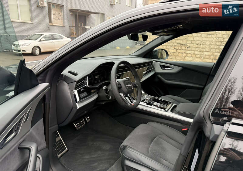 Внедорожник / Кроссовер Audi Q8 2025 в Кривом Роге