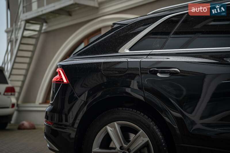 Позашляховик / Кросовер Audi Q8 2021 в Чернівцях фото 11 Позашляховик / Кросовер Audi Q8 2021 в Чернівцях