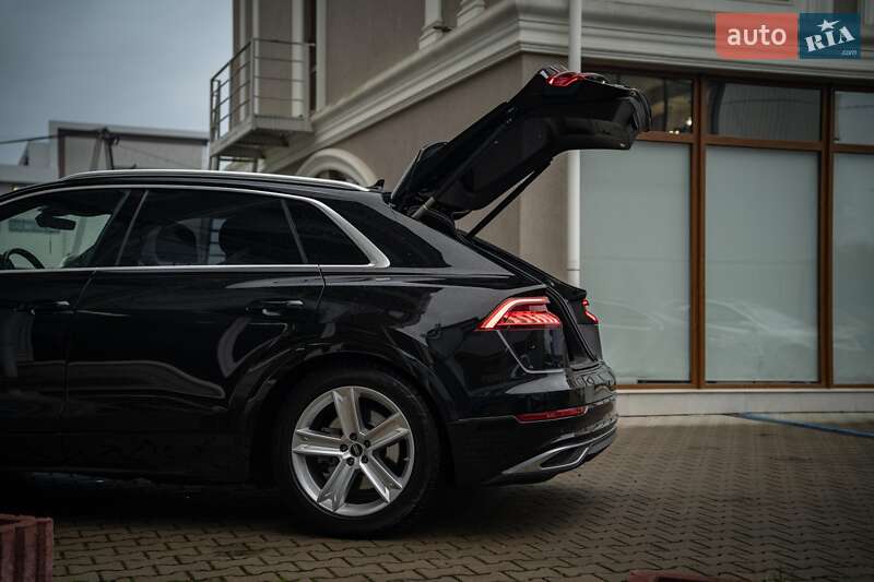 Позашляховик / Кросовер Audi Q8 2021 в Чернівцях фото 21 Позашляховик / Кросовер Audi Q8 2021 в Чернівцях