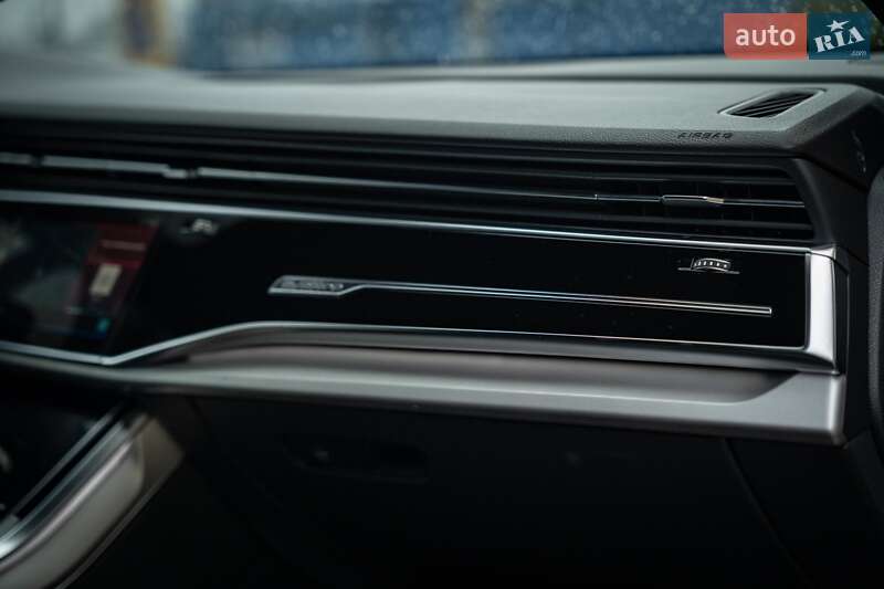 Позашляховик / Кросовер Audi Q8 2021 в Чернівцях фото 43 Позашляховик / Кросовер Audi Q8 2021 в Чернівцях