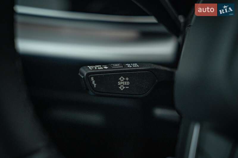 Позашляховик / Кросовер Audi Q8 2021 в Чернівцях фото 33 Позашляховик / Кросовер Audi Q8 2021 в Чернівцях