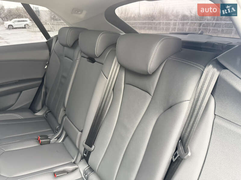 Внедорожник / Кроссовер Audi Q8 2025 в Киеве