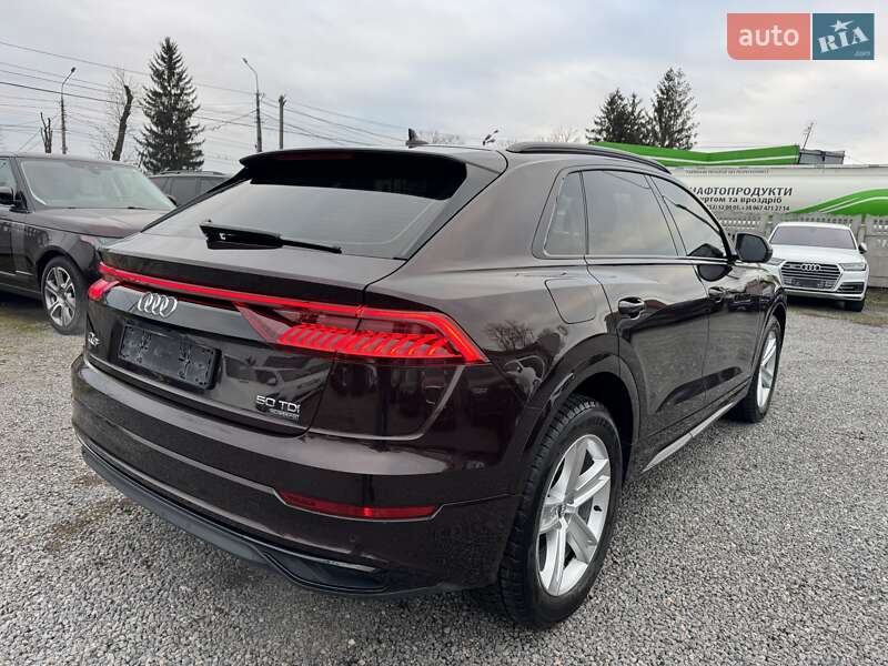 Внедорожник / Кроссовер Audi Q8 2019 в Тернополе