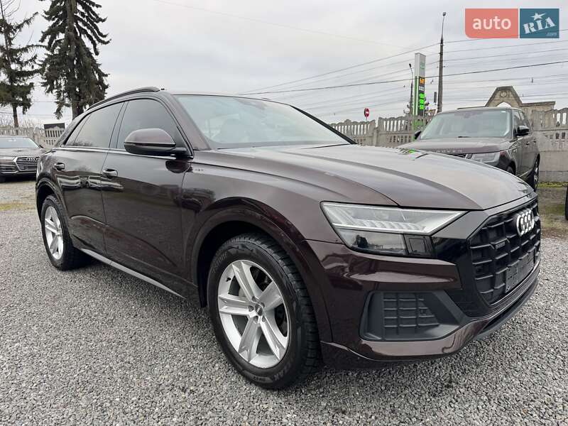 Внедорожник / Кроссовер Audi Q8 2019 в Тернополе