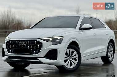 Внедорожник / Кроссовер Audi Q8 2025 в Киеве