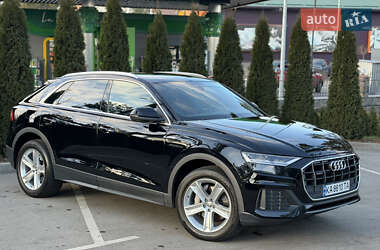 Внедорожник / Кроссовер Audi Q8 2019 в Киеве