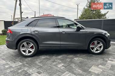 Внедорожник / Кроссовер Audi Q8 2019 в Киеве