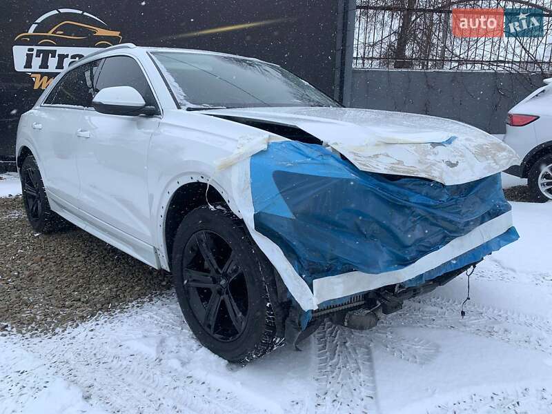 Внедорожник / Кроссовер Audi Q8 2019 в Стрые