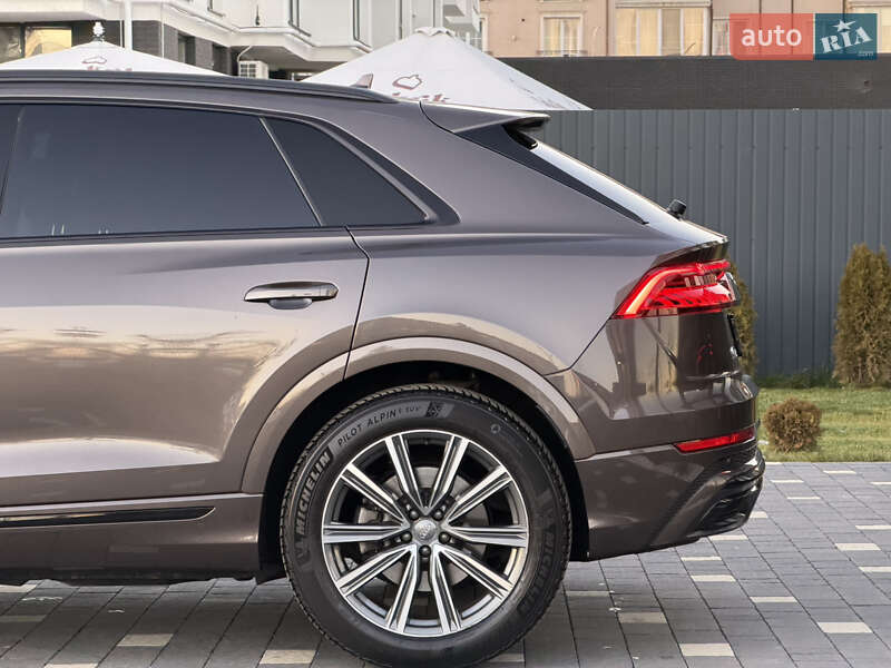 Позашляховик / Кросовер Audi Q8 2019 в Ужгороді фото 5 Позашляховик / Кросовер Audi Q8 2019 в Ужгороді