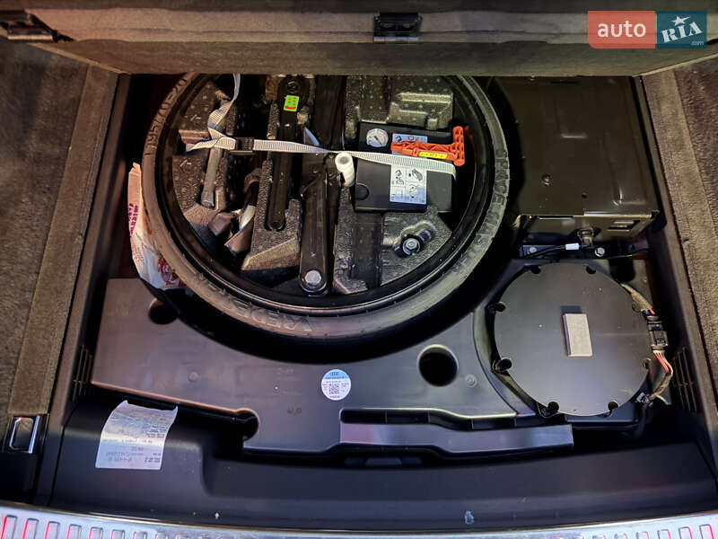 Позашляховик / Кросовер Audi Q8 2019 в Ужгороді фото 67 Позашляховик / Кросовер Audi Q8 2019 в Ужгороді