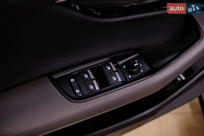 Позашляховик / Кросовер Audi Q8 2019 в Одесі фото 19 Позашляховик / Кросовер Audi Q8 2019 в Одесі
