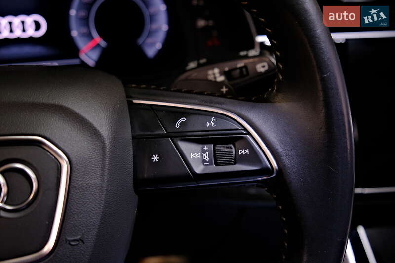 Позашляховик / Кросовер Audi Q8 2019 в Одесі фото 27 Позашляховик / Кросовер Audi Q8 2019 в Одесі