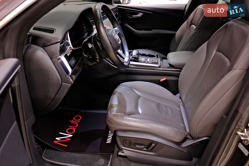 Позашляховик / Кросовер Audi Q8 2019 в Одесі фото 35 Позашляховик / Кросовер Audi Q8 2019 в Одесі