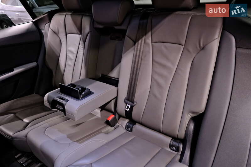 Позашляховик / Кросовер Audi Q8 2019 в Одесі фото 41 Позашляховик / Кросовер Audi Q8 2019 в Одесі