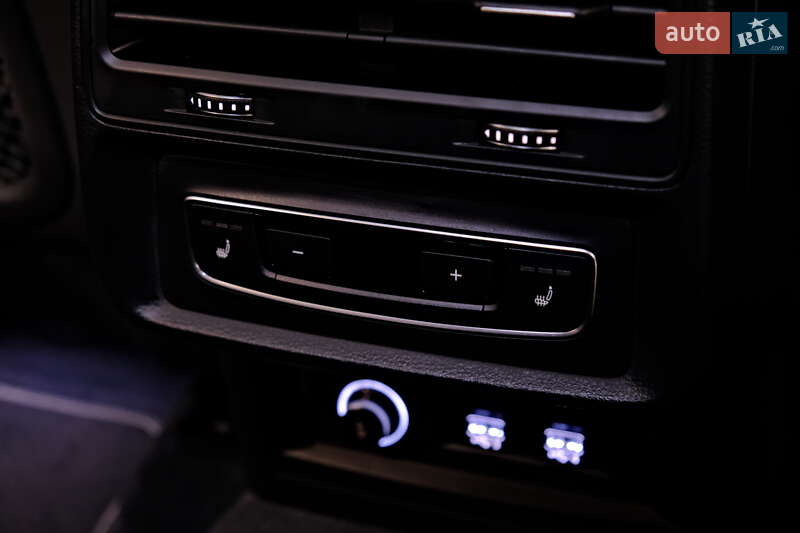 Позашляховик / Кросовер Audi Q8 2019 в Одесі фото 51 Позашляховик / Кросовер Audi Q8 2019 в Одесі