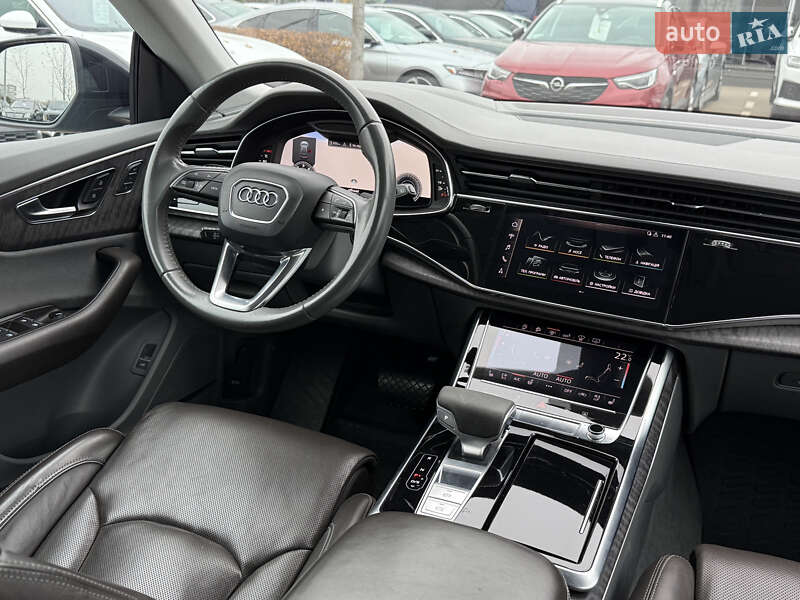 Позашляховик / Кросовер Audi Q8 2019 в Києві фото 53 Позашляховик / Кросовер Audi Q8 2019 в Києві