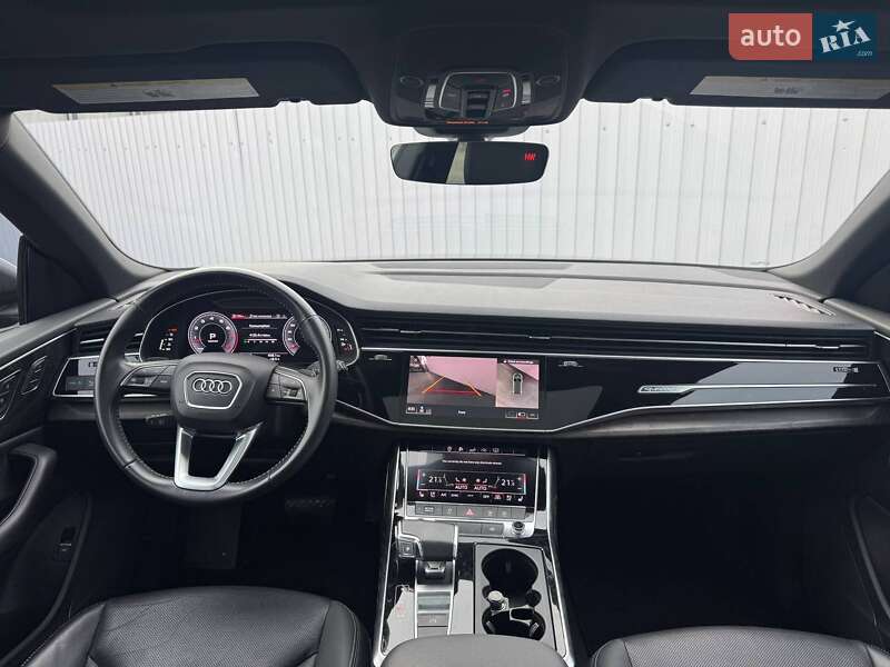 Внедорожник / Кроссовер Audi Q8 2020 в Киеве
