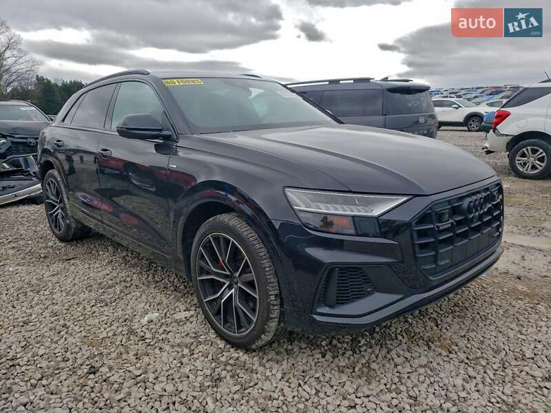 Внедорожник / Кроссовер Audi Q8 2021 в Львове