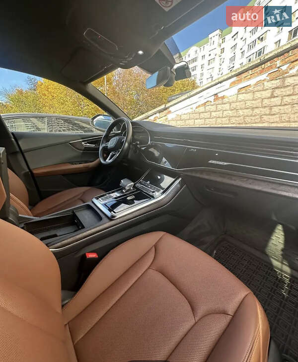 Позашляховик / Кросовер Audi Q8 2020 в Києві фото 8 Позашляховик / Кросовер Audi Q8 2020 в Києві