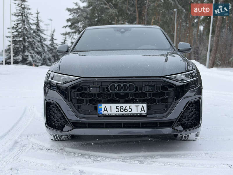 Внедорожник / Кроссовер Audi Q8 2024 в Киеве