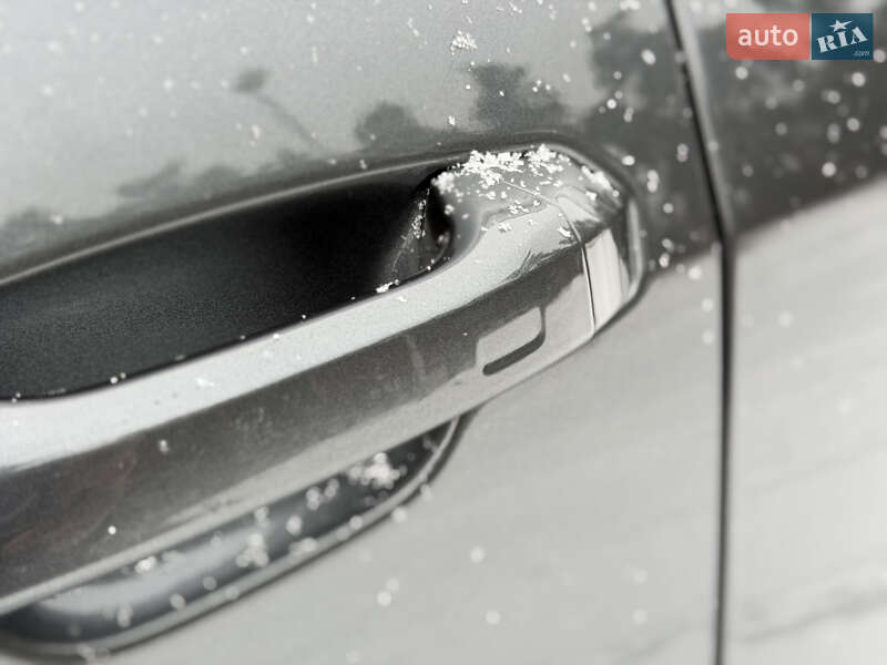 Внедорожник / Кроссовер Audi Q8 2024 в Киеве