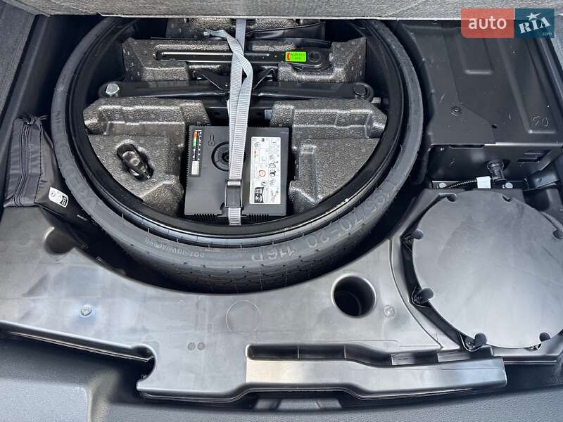 Внедорожник / Кроссовер Audi Q8 2025 в Киеве