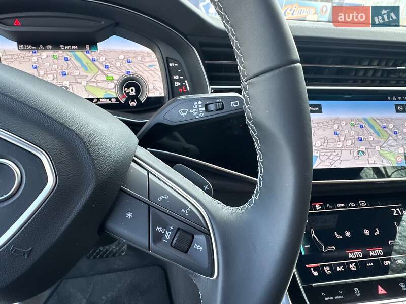 Внедорожник / Кроссовер Audi Q8 2025 в Киеве
