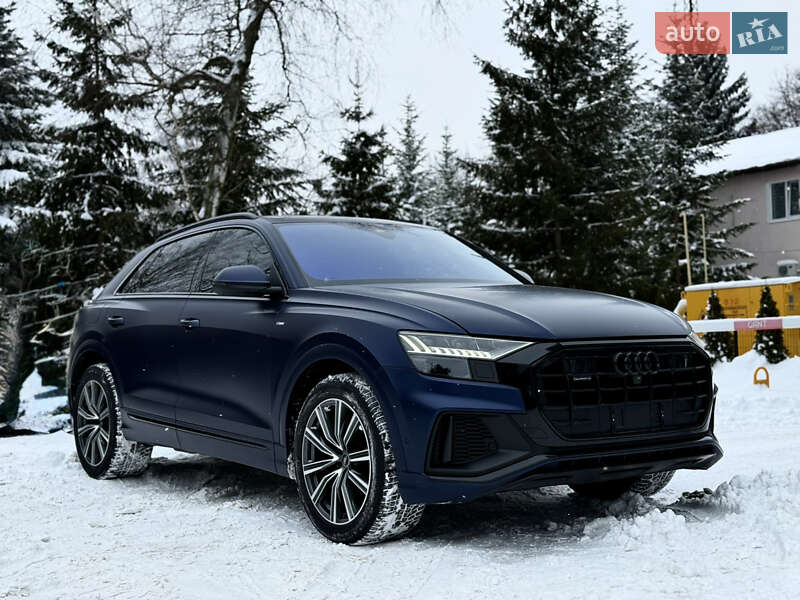 Позашляховик / Кросовер Audi Q8 2018 в Львові