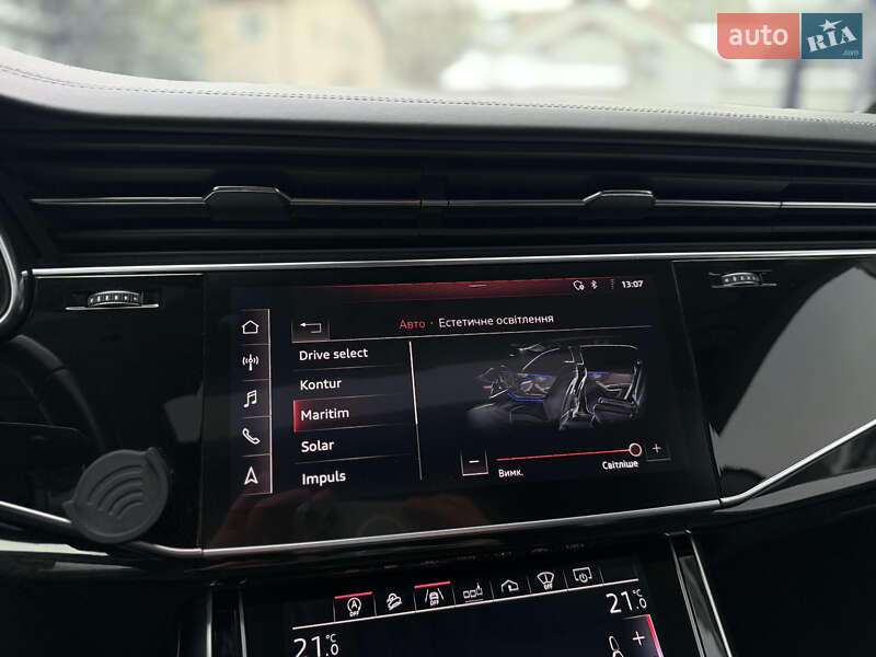 Позашляховик / Кросовер Audi Q8 2018 в Львові