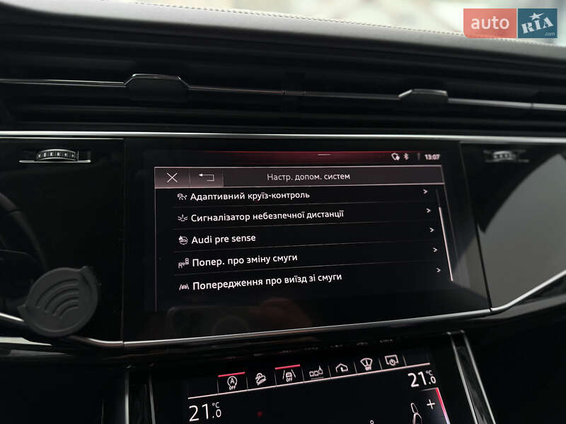 Позашляховик / Кросовер Audi Q8 2018 в Львові