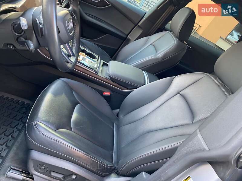 Внедорожник / Кроссовер Audi Q8 2020 в Чукаловке фото 8 Внедорожник / Кроссовер Audi Q8 2020 в Чукаловке