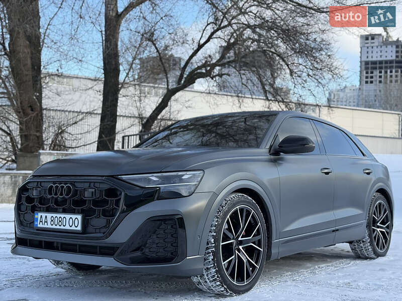 Внедорожник / Кроссовер Audi Q8 2024 в Киеве