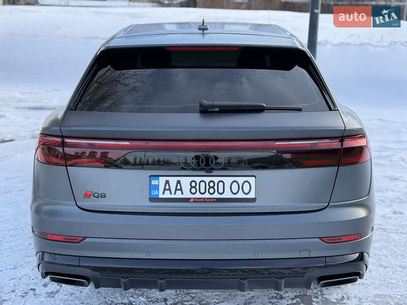 Внедорожник / Кроссовер Audi Q8 2024 в Киеве