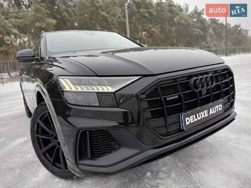 Внедорожник / Кроссовер Audi Q8 2023 в Киеве