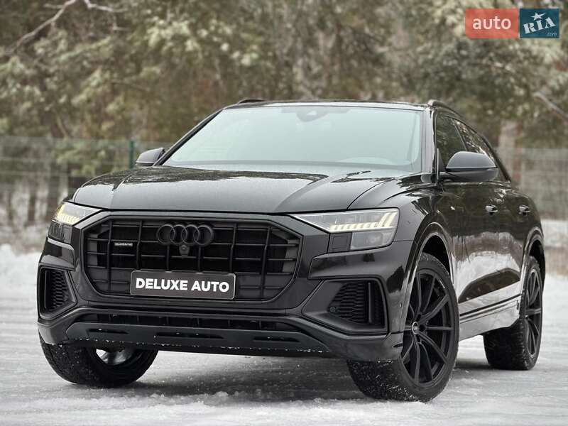Внедорожник / Кроссовер Audi Q8 2023 в Киеве