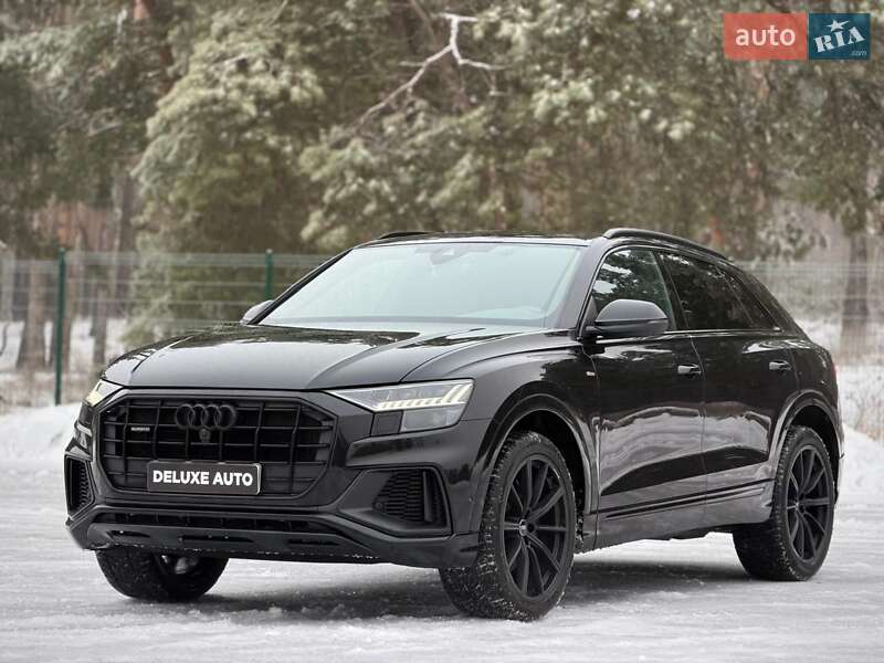 Внедорожник / Кроссовер Audi Q8 2023 в Киеве