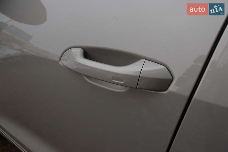 Внедорожник / Кроссовер Audi Q8 2021 в Львове