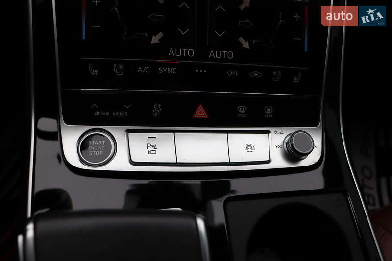 Внедорожник / Кроссовер Audi Q8 2021 в Львове