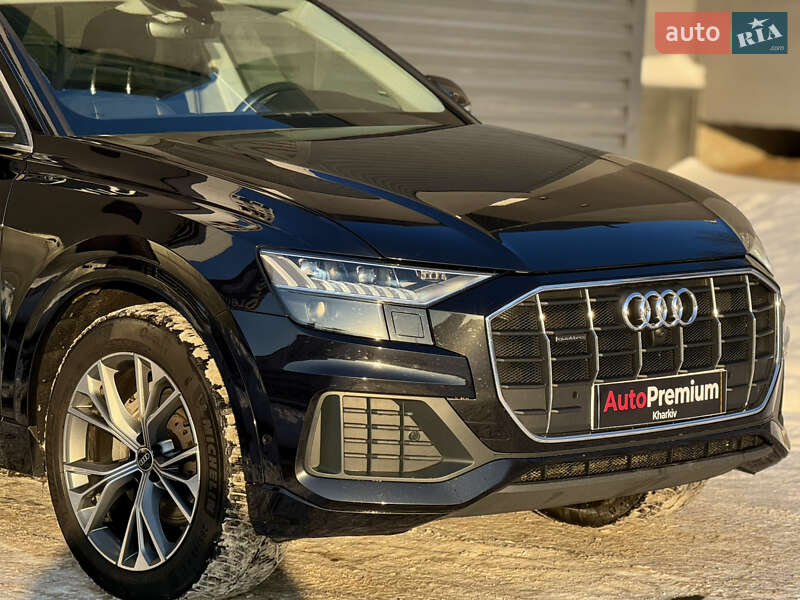Внедорожник / Кроссовер Audi Q8 2020 в Харькове
