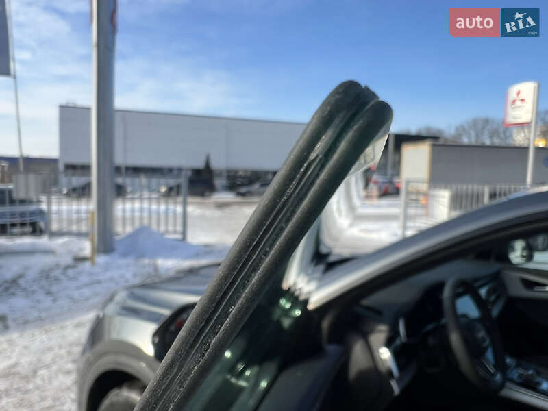 Внедорожник / Кроссовер Audi Q8 2025 в Полтаве