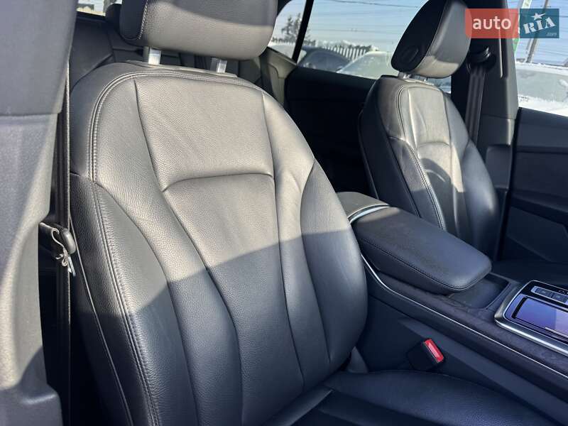 Внедорожник / Кроссовер Audi Q8 2019 в Тернополе