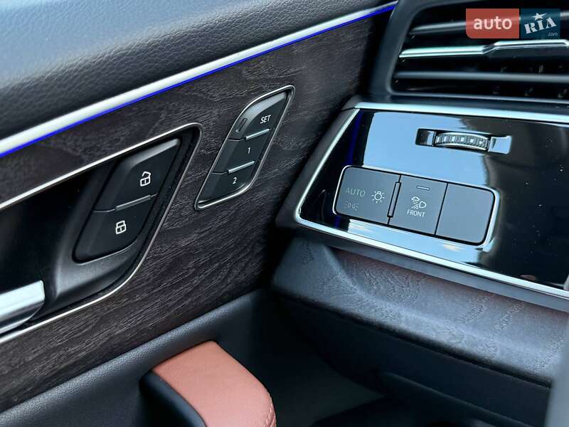 Внедорожник / Кроссовер Audi Q8 2022 в Харькове фото 23 Внедорожник / Кроссовер Audi Q8 2022 в Харькове