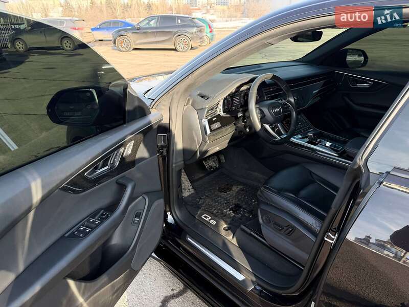 Внедорожник / Кроссовер Audi Q8 2018 в Кривом Роге