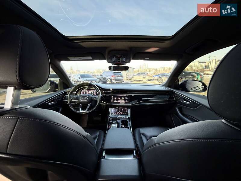 Внедорожник / Кроссовер Audi Q8 2018 в Кривом Роге