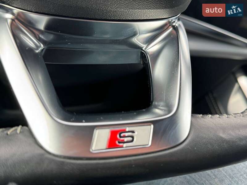 Внедорожник / Кроссовер Audi Q8 2018 в Киеве фото 29 Внедорожник / Кроссовер Audi Q8 2018 в Киеве