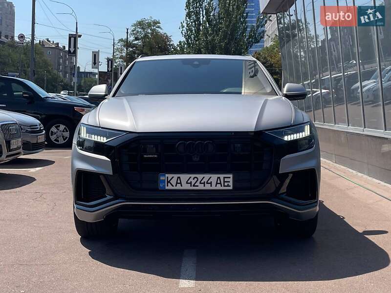 Позашляховик / Кросовер Audi Q8 2019 в Києві